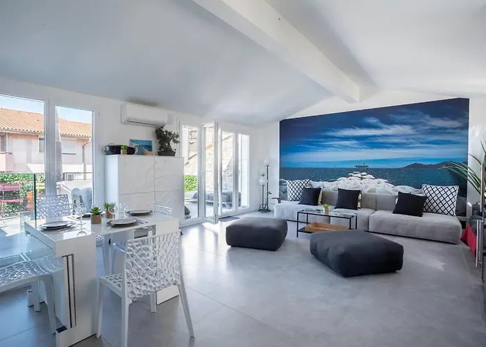 Experience Pastour Duplex Penthouse Rooftop 4 Bed&4bath Sea&suquet View Walking Distance Palais Des Congres & Beaches *