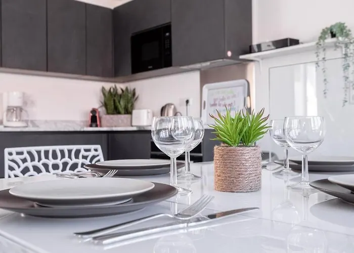 Experience Pastour Duplex Penthouse Rooftop 4 Bed&4bath Sea&suquet View Walking Distance Palais Des Congres & Beaches דירה *