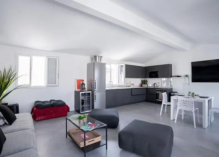 Experience Pastour Duplex Penthouse Rooftop 4 Bed&4bath Sea&suquet View Walking Distance Palais Des Congres & Beaches דירה *